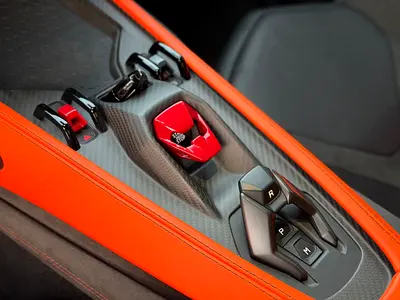 صورة مصغرة 18 لـ 2024 Lamborghini REVUELTO