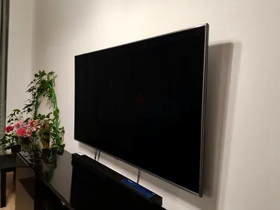 LG 65'' 4K Smart TV with Magic Remote and stands