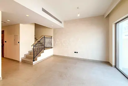 4BR Townhouse | Brand New | Big Layout
