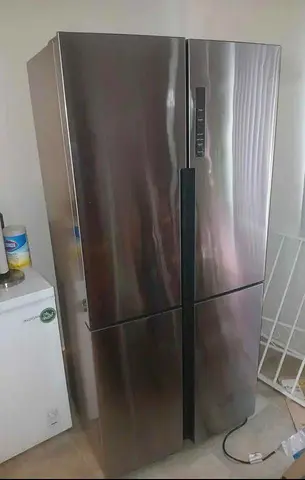 Hair 4 door 84 cm wide french refrigerator