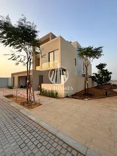💎 Invest with Greater Flexibility | Only 30% During Construction + 70% at Handover in Cash or Mor