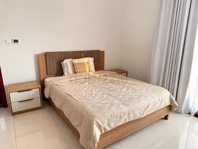 GREAT CONDITION - PAN EMIRATES Beautiful Bedroom Furniture