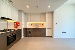 Near to Metro | Bright Unit | Best Layout