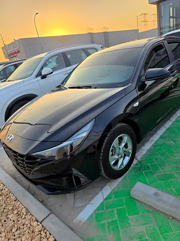 Hyundai Elantra GLS 2023 GCC Specs