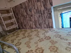 BED SPACE FOR LADIES