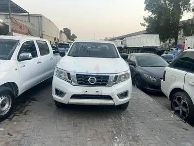 2017 Nissan Navara LE GCC Specs