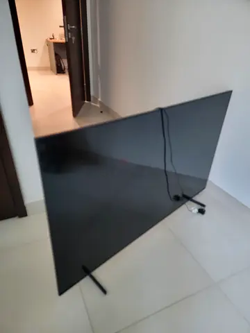 Samsung 55-inch QLED TV (Model QA55Q60CAU) - Display Broken