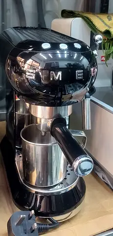 For sale smeg coofe machine
