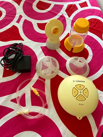Bought for 440Aed  Medela Electric Breast Pump with Accessories  - excellent condition