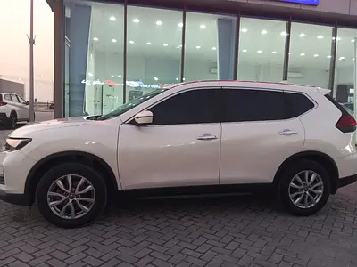 2021 Nissan X-TRAIL photo 3