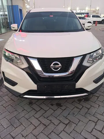 2021 Nissan X-TRAIL photo 2