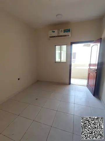 شقة مميزة تتكون من غرفة وصالة بمساحة مناسبة وتصميم عملي يوفر الراحة والخصوصية للسكان، مع وجود بلكونتين تمنحان الشقة