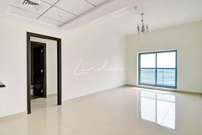 Spacious Unit | Well Maintained | Low Floor
