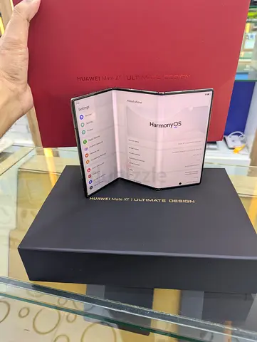 Huawei Mate XT Ultimate (16+1TB)