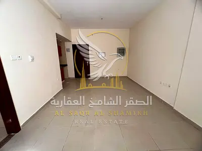 استديو واسع بالبوطينة بتشطيب ممتاز و4 دفعات