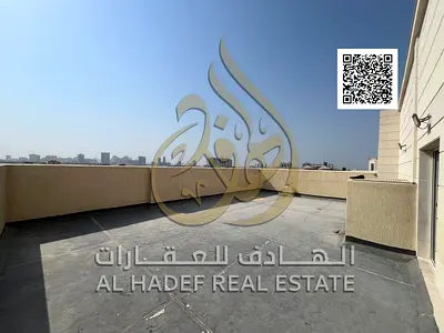 Two bedrooms, a living room, three bathrooms, and a rooftop terrace. Spacious master bedroom. Locat