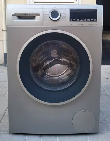 Bosch Brand washing machine 9kg with perfect working condition