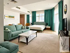NEAR METRO / BRIGHT AND STYLISH UNIT / METRO BEACH