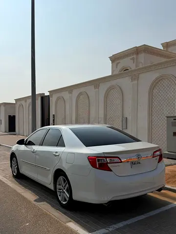 Toyota Camry 2014 SE Plus GCC Specs