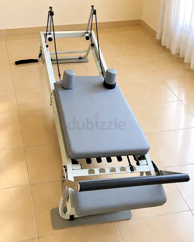 Pilates Reformer Machine with Springs and Footbar - Excellent Condition