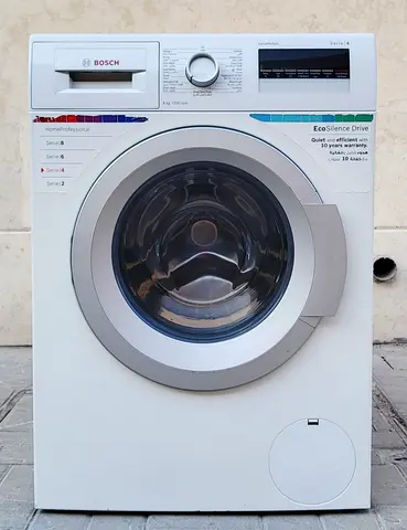 BOSCH brand washing machine 8kg with perfect working condition