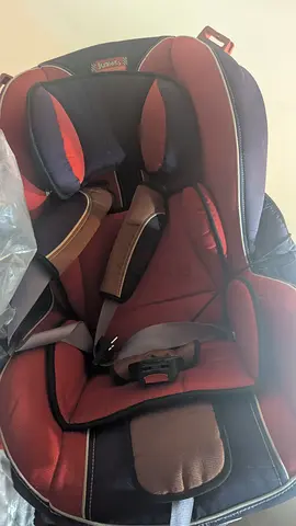 Used infant/toddler car seat - red/navy, good condition