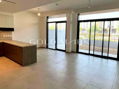 3BR Townhouse | Backing Onto Park | Ready November
