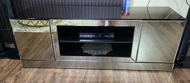 Tv console