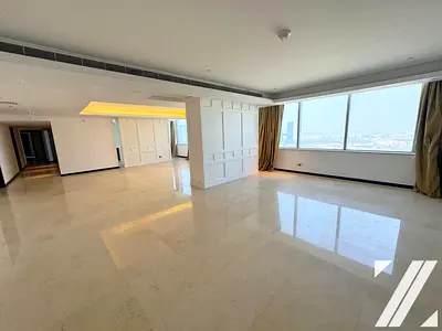 Vacant Unit | 4 Bed Penthouse | Spacious Layout