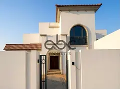 Villa 5BR+Maid | Single Row-Corner | Vacant