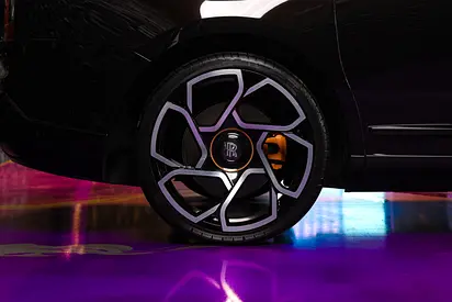 2025 ROLLS-ROYCE CULLINAN photo 8