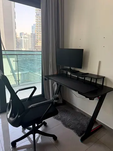 Compact Z-shaped Computer Desk with Office Chair