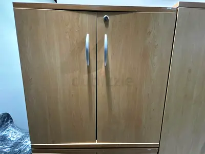 Six lockable Flow Short Cabinets
