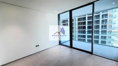 READY TO MOVE | BRAND NEW STUDIO | PRIME LOCATION