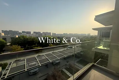 | CORNER UNIT | UNFURNISHED | VACANT |