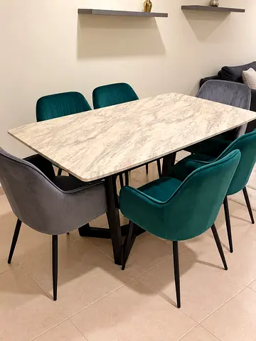 Dining table with 6 chairs