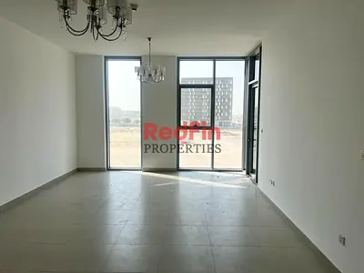 Ready to Move! Unfurnished 2 bedroom! Near to park