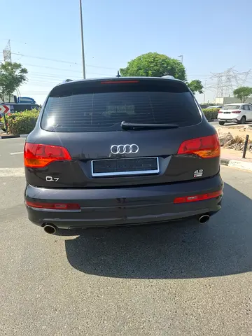 صورة 6 لـ 2009 AUDI Q7