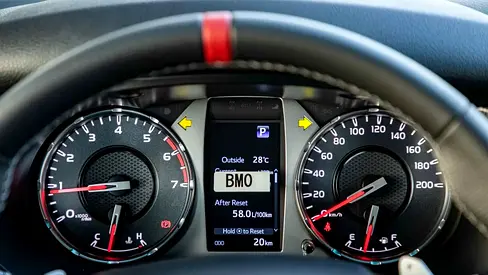 صورة مصغرة 9 لـ 2026 Toyota HILUX