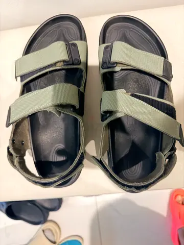 Birkenstock casual adjustable strap sandals