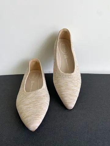 VIVAIA - Beige pointed flats - size 42