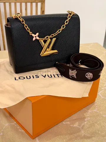 Louis Vuitton Black Twist MM Epi Leather Shoulder Bag with Strap