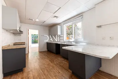 Vacant | Near Park | Upgraded Kitchen
