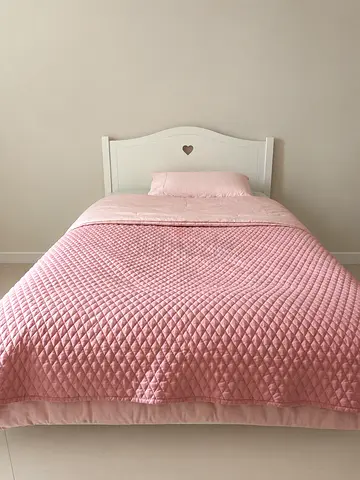 Single bed with mattress 120x200