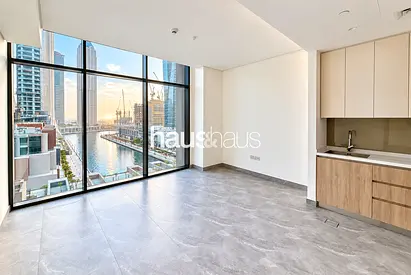 Full Canal View | Community Expert | Brand New