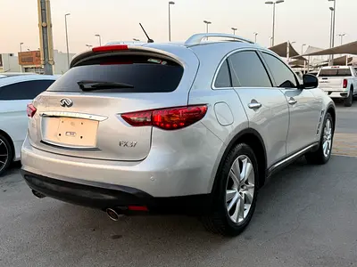 2013 Infiniti FX45/FX35 缩略图 12