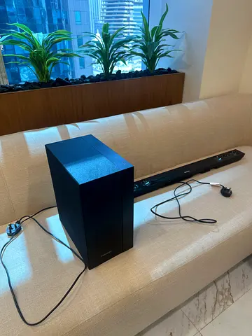 Soundbar with Wireless Subwoofer — Good Working Condition