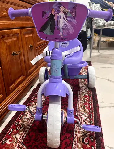 Kids Frozen-themed Ride-On Trike with Parent Push Handle