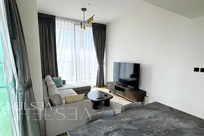 VACANT UNIT | LARGE LAYOUT | SEPARATE KITCHEN