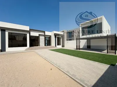 Contemporary 4BR Villa | Modern Finish | Garden